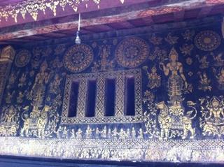 wat_xiengthong_wall.jpg