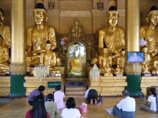 Shwedagon_buddha.jpg